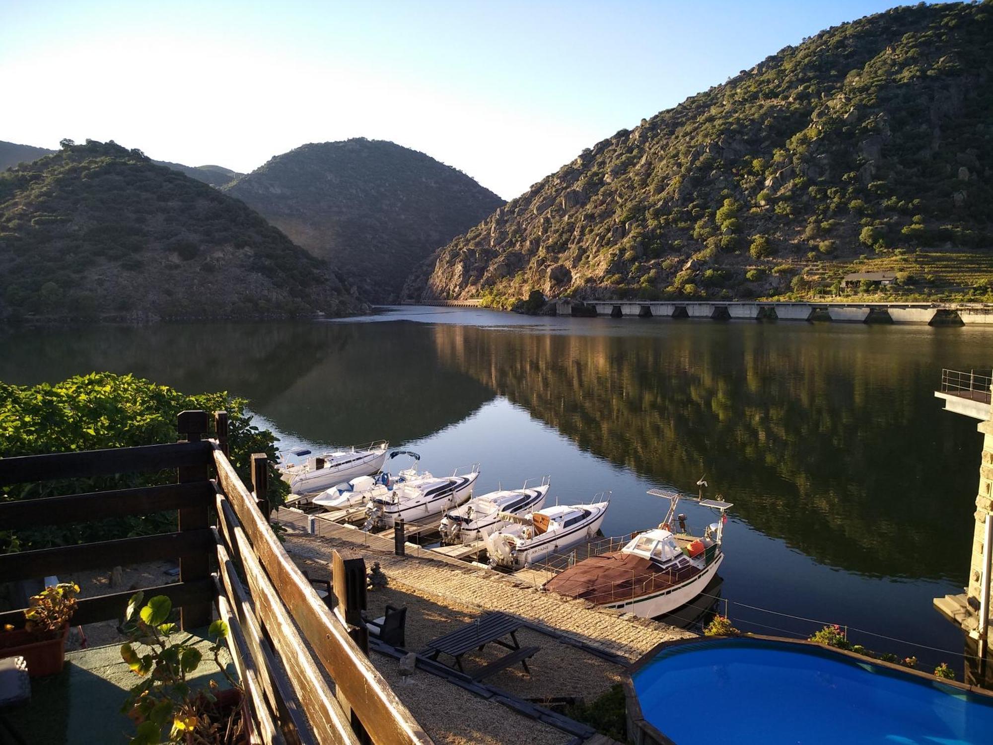 Douro Yacht Charter & Bungalows São João da Pesqueira エクステリア 写真