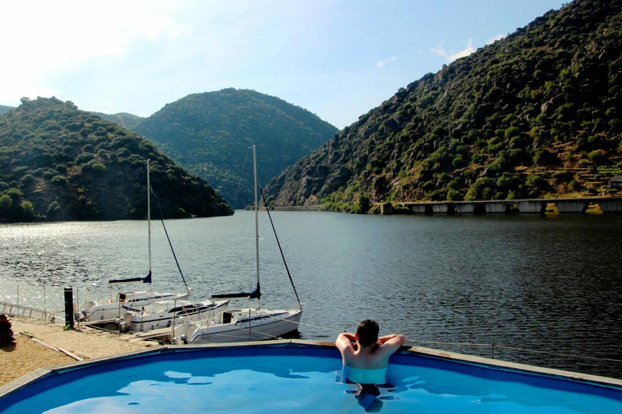 Douro Yacht Charter & Bungalows São João da Pesqueira エクステリア 写真