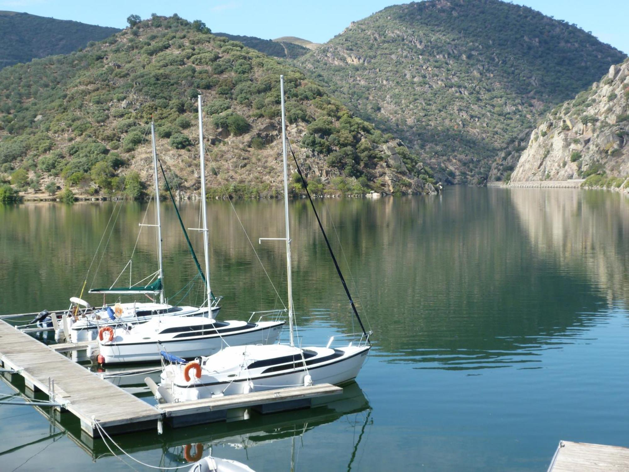 Douro Yacht Charter & Bungalows São João da Pesqueira エクステリア 写真