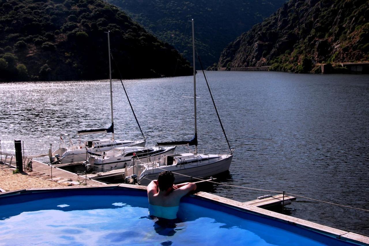 Douro Yacht Charter & Bungalows São João da Pesqueira エクステリア 写真