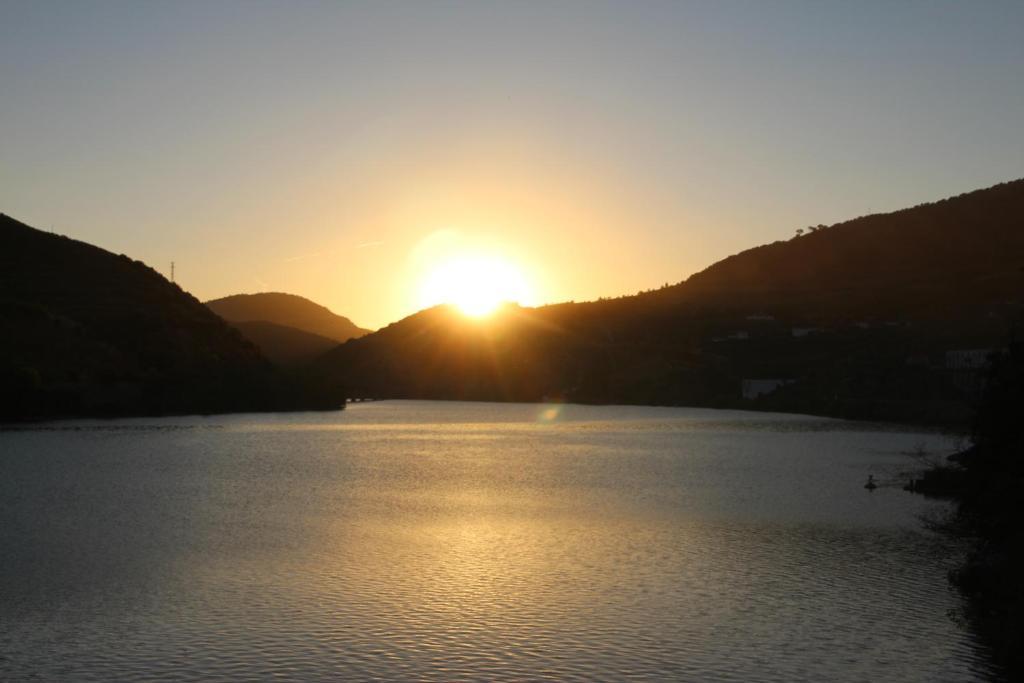 Douro Yacht Charter & Bungalows São João da Pesqueira エクステリア 写真