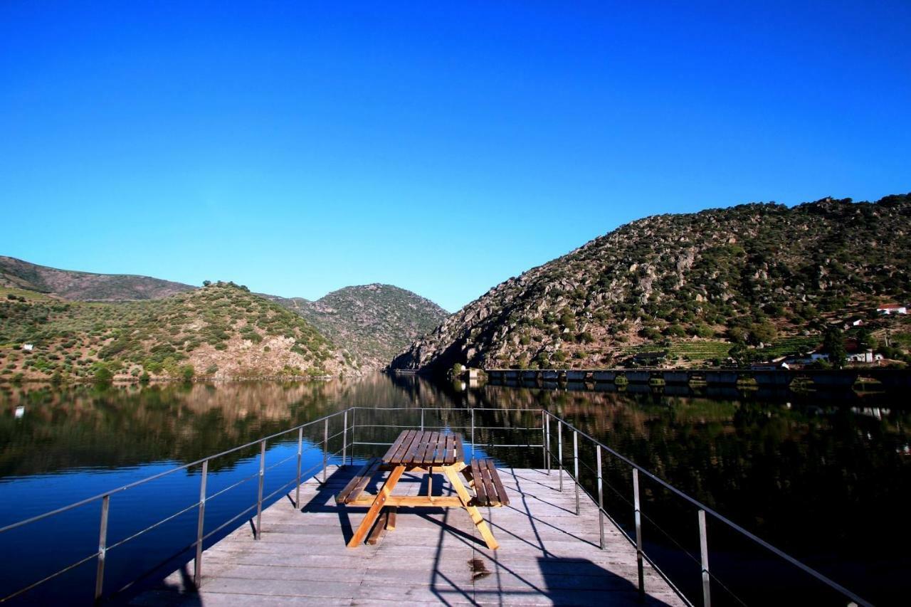 Douro Yacht Charter & Bungalows São João da Pesqueira エクステリア 写真